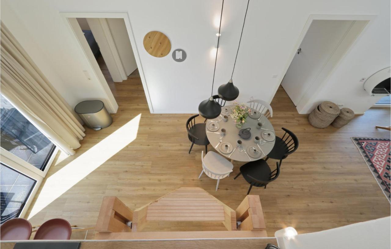 Awesome Home In Lembruch-Duemmer See With Kitchen Exterior photo